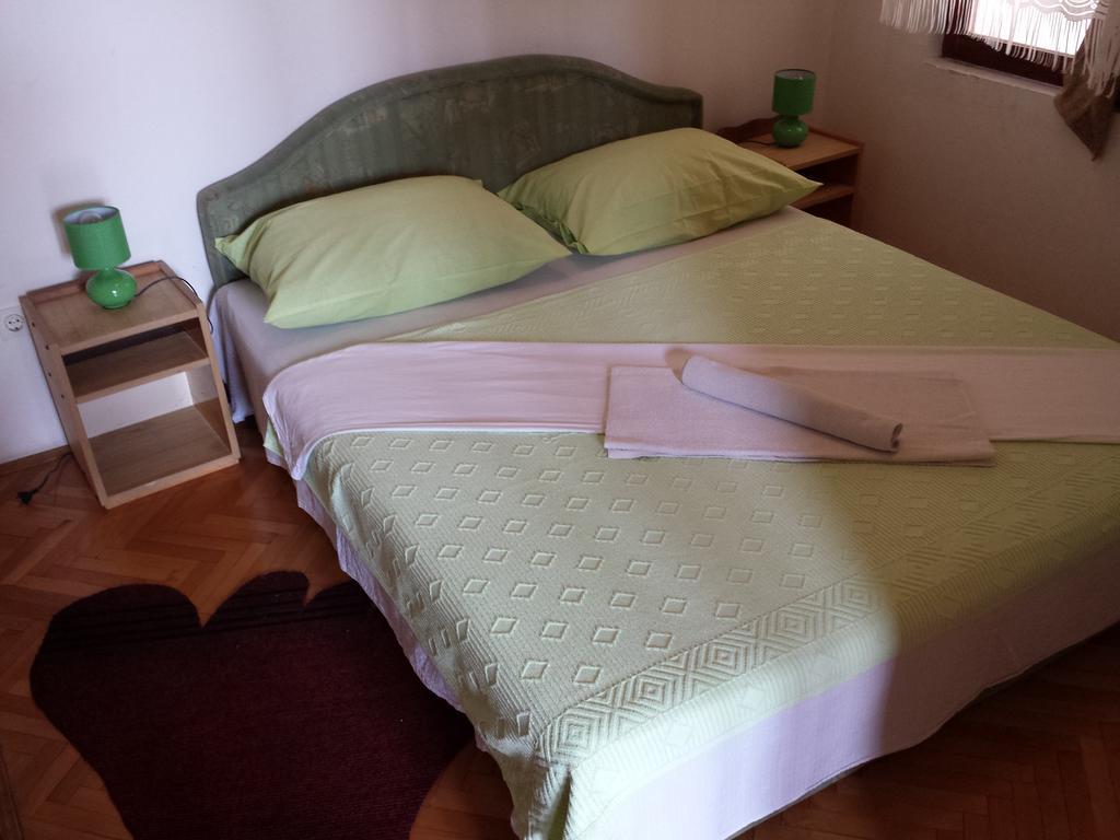 Apartments & Hostel Zdrava Hrana Мостар Стая снимка
